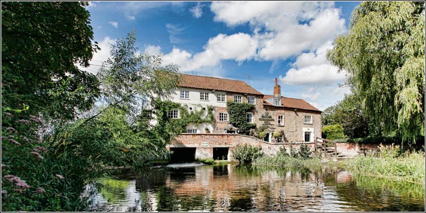 Hotel Sculthorpe Mill Fakenham Exterior foto